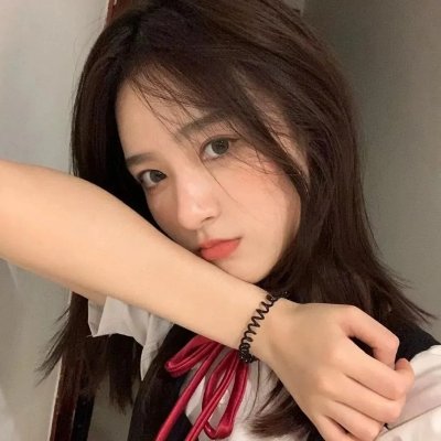 布鲁克斯，草地和可爱脸孔